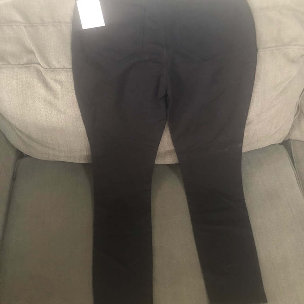 Lauren Conrad black Skinny pants.